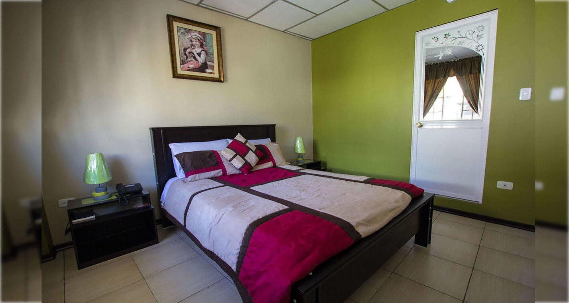 Hotel Las Gardenias Cuenca Zewnętrze zdjęcie